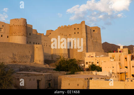 Fort de Bahla, UNESCO World Heritage Site, Oman, Middle East Banque D'Images