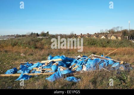 Les décharges sauvages à Purfleet, Essex. Banque D'Images