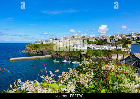 Issac Port UK Royaume-Uni Angleterre Cornwall ensoleillé chaud après-midi d'été en Août Banque D'Images