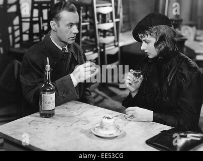 Charles Boyer et Ingrid Bergman, sur-ensemble du film, 'Arc de Triomphe', 1948 Banque D'Images