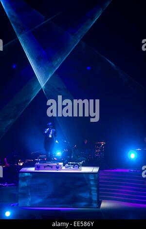 Taipei, Taiwan, Chine. 12 Jan, 2015. Emil Chau à son tour du monde concert à Taipei, Taiwan, Chine, le 12 janvier, 2015. © TopPhoto/Alamy Live News Banque D'Images