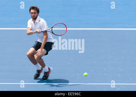 Melbourne, Australie. 14 Jan, 2015. Gilles Simon (FRA) en action au jour 2 de la 2015 Kooyong Classic tournoi au Kooyong Lawn Tennis Club à Melbourne, Australie. Bas Sydney/Cal Sport Media/Alamy Live News Banque D'Images