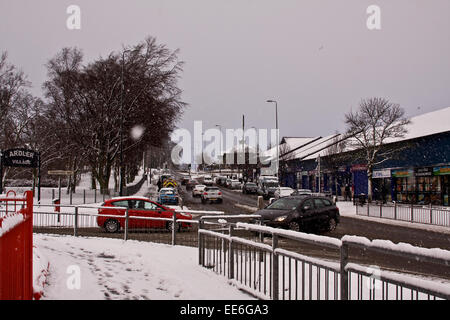 Dundee, Écosse, Royaume-Uni, le 14 janvier, 2015. UK Met Office : Météo alerte jaune Questions de fortes averses de neige pour disparaître progressivement Dundee devenir pluvieux et venteux ce soir. Plus d'accumulation de 2 à 5 cm de neige sont probablement au-dessus d'environ 100 m sur la moitié nord de l'Écosse où un autre 10 cm ou plus est probablement au-dessus de 200 m. Credit : Dundee Photographics/Alamy Live News Banque D'Images