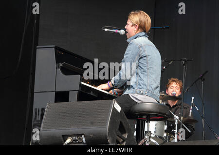 L'heure d'été britannique Barclaycard présente Hyde Park - Jour 6 - Performances - Tom Odell avec : Tom Odell : où : London, Royaume-Uni Quand : 12 Oct 2014 Banque D'Images