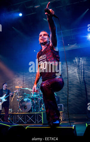 Milan Italie. 13 janvier 2015. Le groupe de rock italien LITFIBA effectue live at the music club Alcatraz pendant les 'Tetralogia des éléments d'' Credit : Rodolfo Sassano/Alamy Live News Banque D'Images