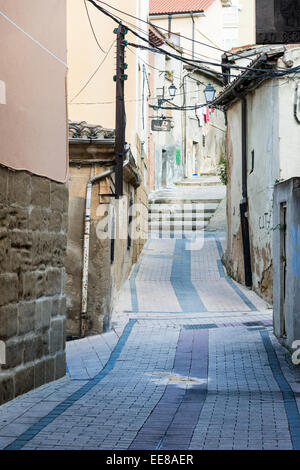 Une rue étroite et bâtiments de la ville de Haro, Espagne La Rioja Banque D'Images