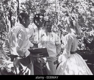 EVA MARIE SAINT Montgomery Clift sur situé au Kentucky pour arbre de 1957. © Smp/Globe Photos/ZUMA/Alamy Fil Live News Banque D'Images