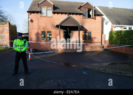 Crowmarsh Gifford, Oxfordshire, UK. 15 janvier, 2015. Sur la photo, Chadwick Howard funérarium sur Benson Lane. Conséquences des incendies dans Crowmarsh Gifford, Oxfordshire, UK. Crédit : Chris Canon/Alamy Live News Banque D'Images