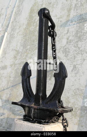 Ancien type d'ancre de marine utilisés par la Marine italienne Banque D'Images