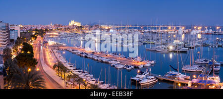 La baie de Palma, La Cathédrale Vue sur baie, Palma, Majorque, Espagne Banque D'Images