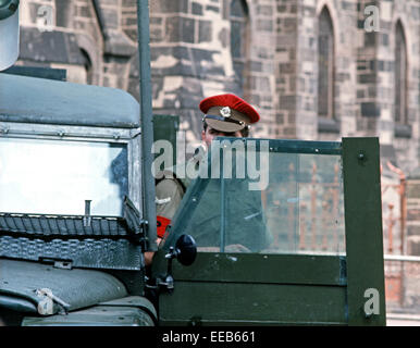 BELFAST, EN IRLANDE DU NORD - mai 1972. La Police militaire royale dans le centre-ville de Belfast durant les troubles, l'Irlande du Nord. Banque D'Images