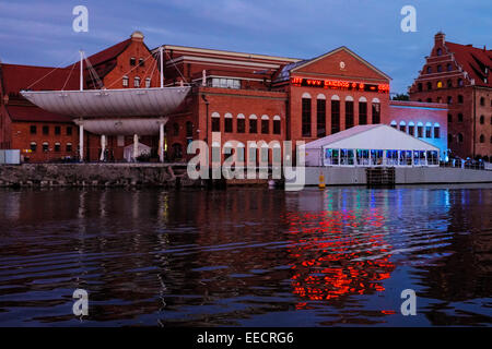 Orchestre Philharmonique Baltique polonaise à Rivière Motlava, Gdansk, Pologne Banque D'Images