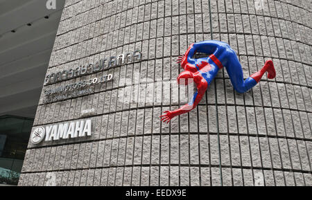 Spiderman, Spider-Man utilisée comme une promotion sur le mur de Yamaha, moteurs de l'entreprise Siam, Bangkok, Thaïlande Banque D'Images