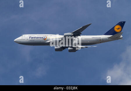 Berlin, Allemagne, Boeing 747-800 Lufthansa Banque D'Images