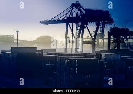 Teinté bleu de chantier maritime de Casablanca. Banque D'Images