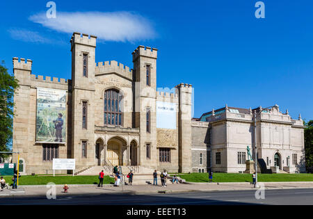 Le Wadsworth Atheneum Museum d'art sur la rue principale au centre-ville de Hartford, Connecticut, USA Banque D'Images