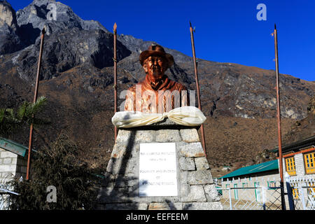 L'École de Khumjung à Edmund Hillary, village du parc national de Sagarmatha, district de Solukhumbu, région de Khumbu, Népal, Asie de l'Est Banque D'Images