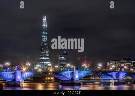 L'Écharde de Londres la nuit Banque D'Images