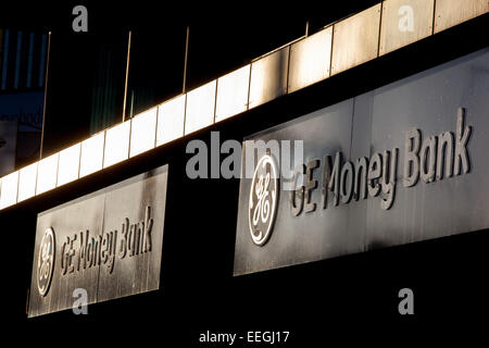 Le siège social de GE Money Bank, signer Prague Praha République Tchèque Banque D'Images