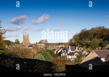 UK, Derbyshire, Tideswell to, skyline en automne Banque D'Images