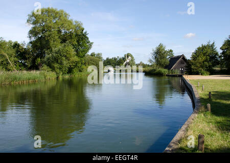 Le moulin de drainage Boardman sur la rivière Ant, Norfolk Broads, Norfolk, UK Banque D'Images