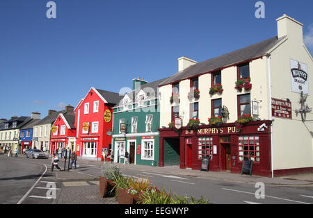 Magasins et bâtiments à Strand Street Dingle Comté de Kerry, Irlande Banque D'Images