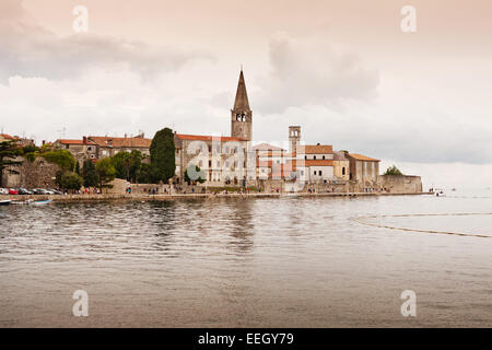 La côte de la ville de Porec - Istrie - Croatie Banque D'Images