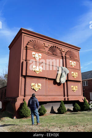 High Point, Caroline du Nord, Highpoint. man bureau chippendale géant. Banque D'Images