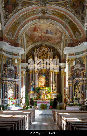 Intérieur de l'Église Sant Jakob San Pietro, Trentin-Haut-Adige, Italie Banque D'Images