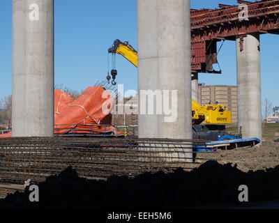 La construction du pont Margaret McDermott Banque D'Images