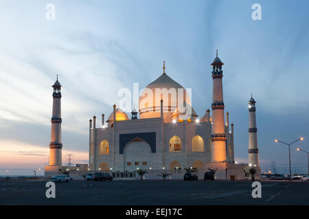 Siddiqa Fatima Zahra Mosque au Koweït, au Moyen-Orient Banque D'Images