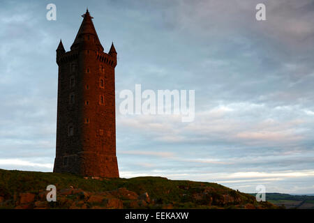 La tour Scrabo newtownards Irlande du comté de Down Banque D'Images