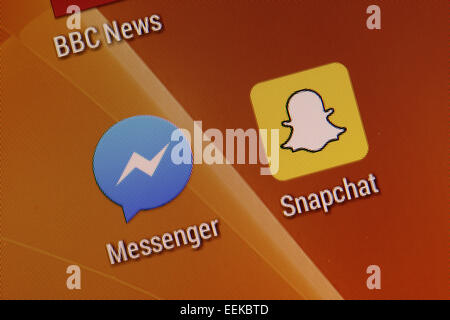Téléphone Mobile apps pour Snapchat et Messenger sur un smartphone Banque D'Images