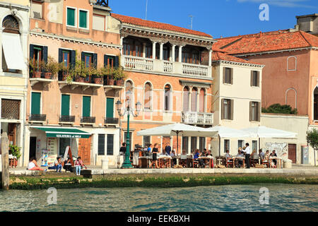 Ristorante Riviera au bord de Zattere Banque D'Images