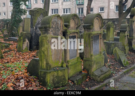 Le nouveau Cimetière juif de Kazimierz, Cracovie, Pologne. Banque D'Images