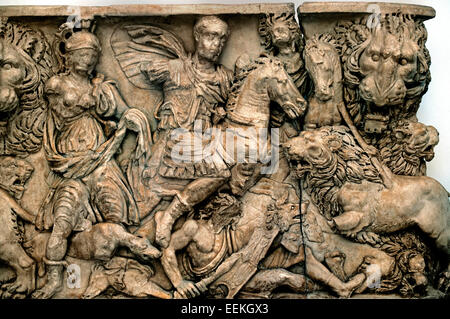 Sarcophage romain représentant une scène de chasse avec les lions III siècle Musée du Capitole de Rome Romain Italie Italien Banque D'Images