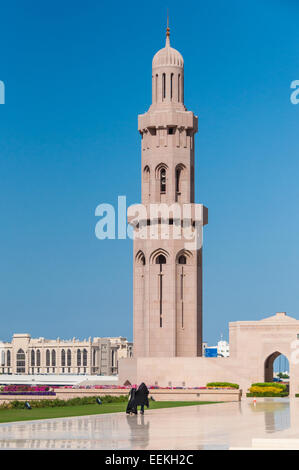 Femmes vont à la mosquée, Muscat, Oman Banque D'Images