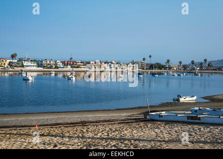 Matin d'été paisible à Mission Bay Park. San Diego, Californie, États-Unis. Banque D'Images