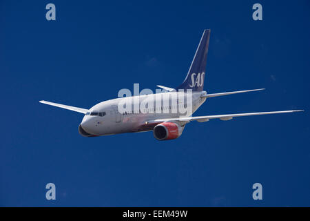 LN-RRR SAS Scandinavian Airlines Boeing 737-683 en vol Banque D'Images