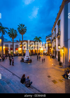 Vue de l'église Iglesia Matriz de El Salvador sur la Plaza de España, Santa Cruz de La Palma, Îles Canaries, Espagne Banque D'Images