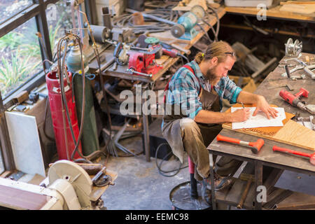 Artisan travaillant dans le Caucase Banque D'Images