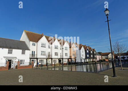 Maisons à Riverside Wivenhoe,Essex,UK sur un matin d'hiver Banque D'Images