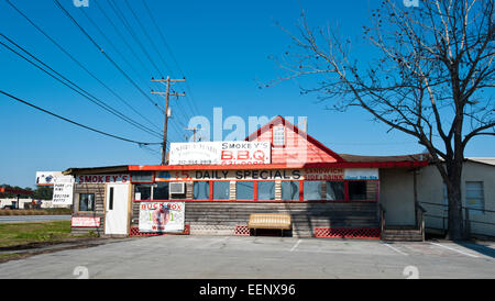 Smokeys BBQ et fixations Augusta Rd, Savannah, GA Banque D'Images