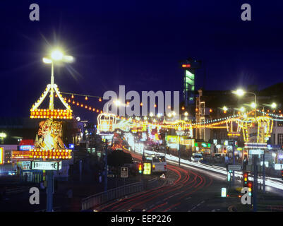 Great Yarmouth. Golden Mile de nuit. Le Norfolk. L'Angleterre. UK Banque D'Images