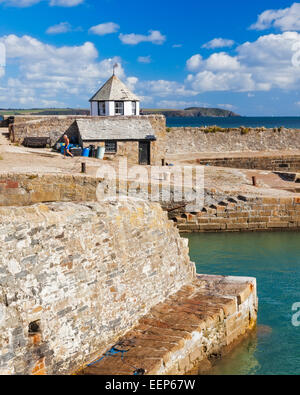 Belle journée ensoleillée à étés Port de Charlestown près de St Austell Cornwall England UK Europe Banque D'Images