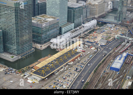 Une vue aérienne montrant la construction sur l'Isle of Dogs et marché de Billingsgate Banque D'Images