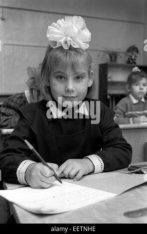 Les enfants dans l'école numéro 235 dans Admiraltiskii Zone rayonne St Petersburg, Russie Banque D'Images