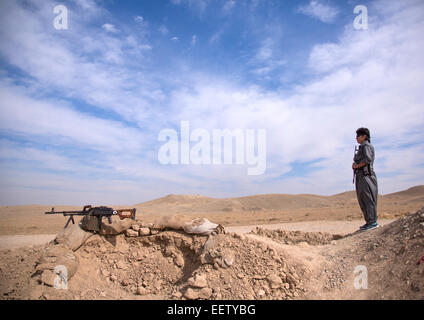 Des Peshmergas femme 2e bataillon en première ligne, Taza, Kurdistan, Iraq Banque D'Images