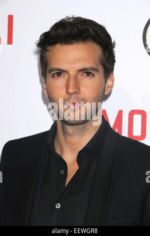 Los Angeles, Californie, USA. 21 Jan, 2015. Jan 21, 2015 - Los Angeles, Californie, USA - Acteur GUY BURNET au "ortdecai' Hollywood Premiere tenue au Théâtre chinois de Grauman. © Paul Fenton/ZUMA/Alamy Fil Live News Banque D'Images