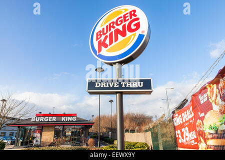 Burger King drive thru cafe restaurant, Nottingham, England, UK Banque D'Images